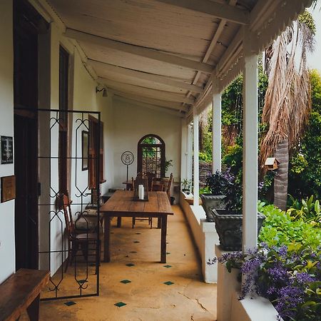 Cypress Cottage Guest House Свеллендам Экстерьер фото