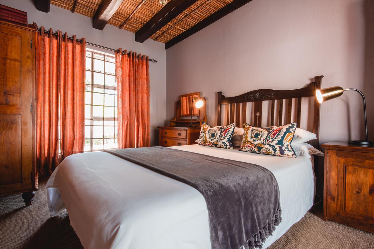 Cypress Cottage Guest House Свеллендам Экстерьер фото